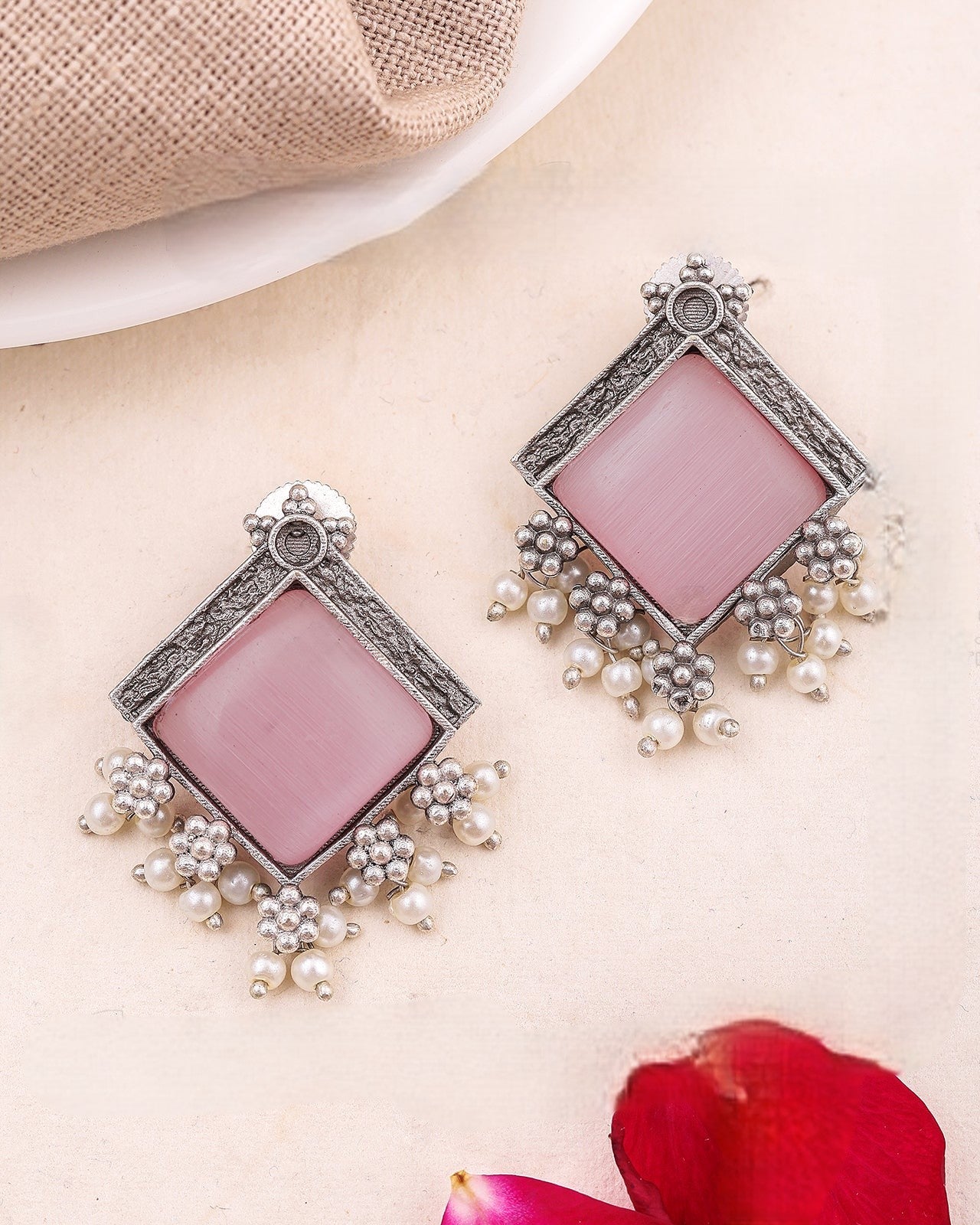 Pearlfect Square Elegance Studs