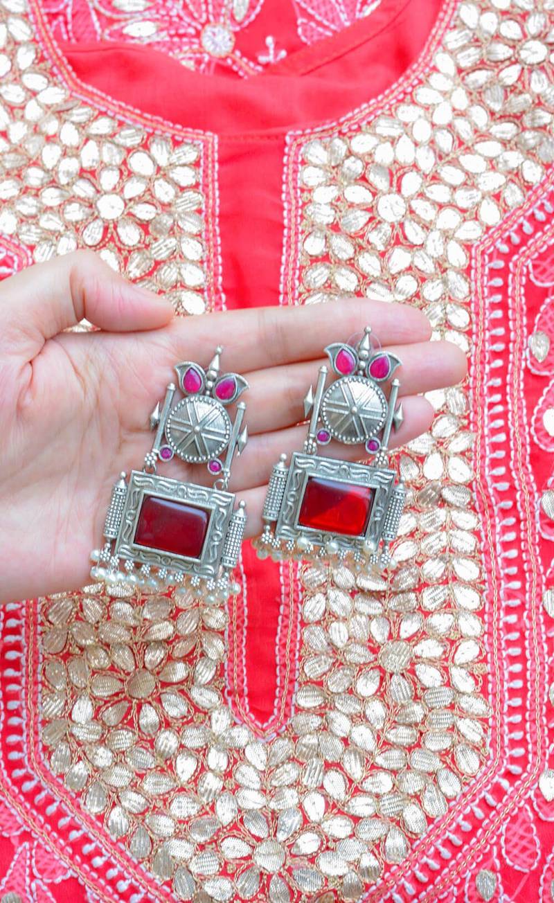 Pearlfect Antique Pure Brass Craftsmanship with Pearls