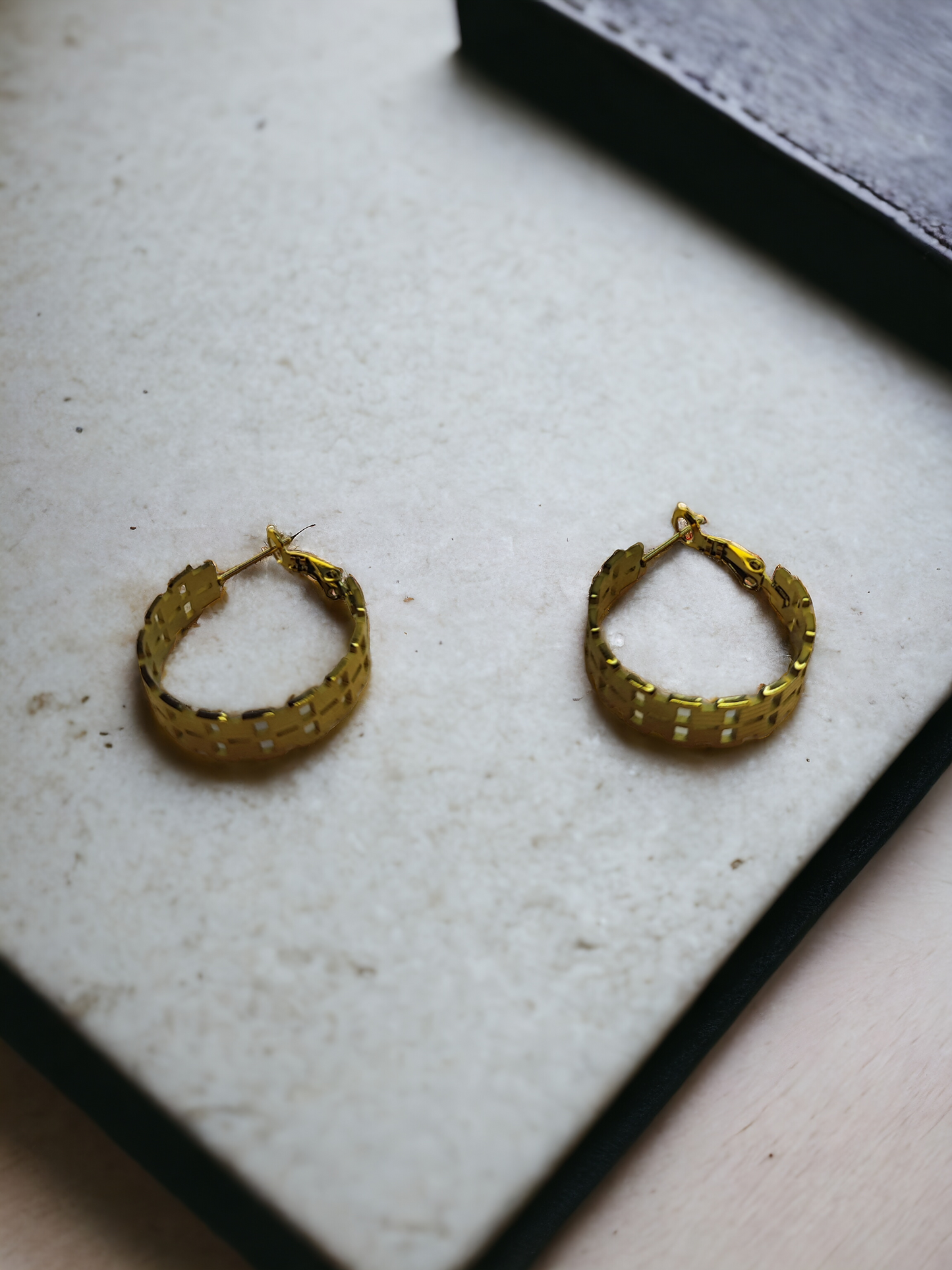 Pearlfect Dual Gleam Layer Earrings