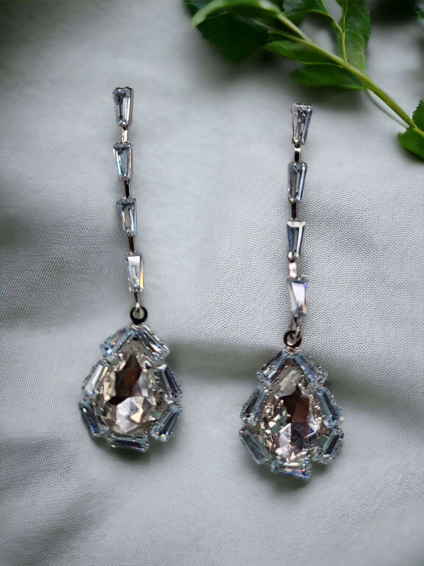 Pearlfect Radiant Teardrop Zircon Earrings
