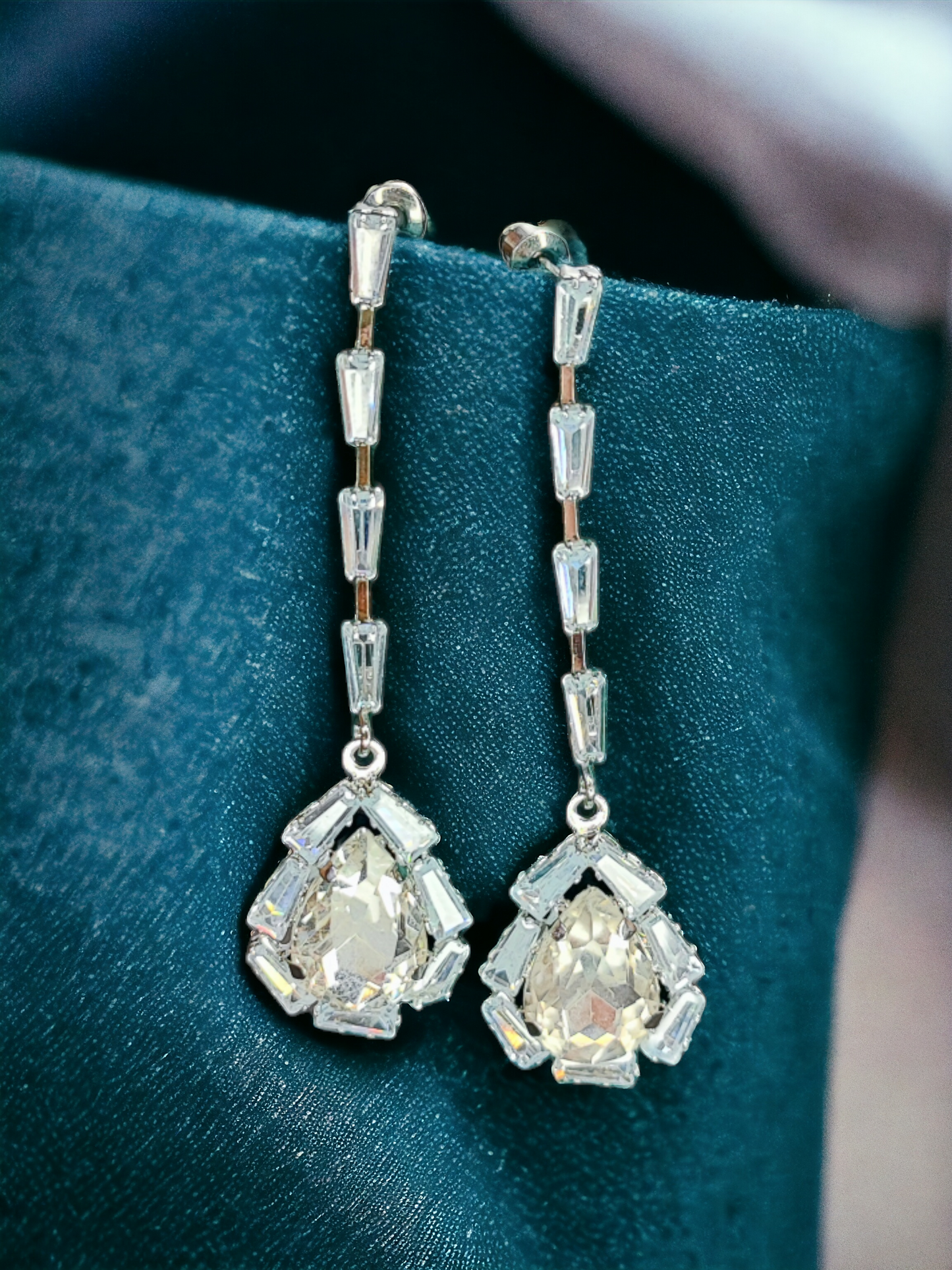 Pearlfect Radiant Teardrop Zircon Earrings