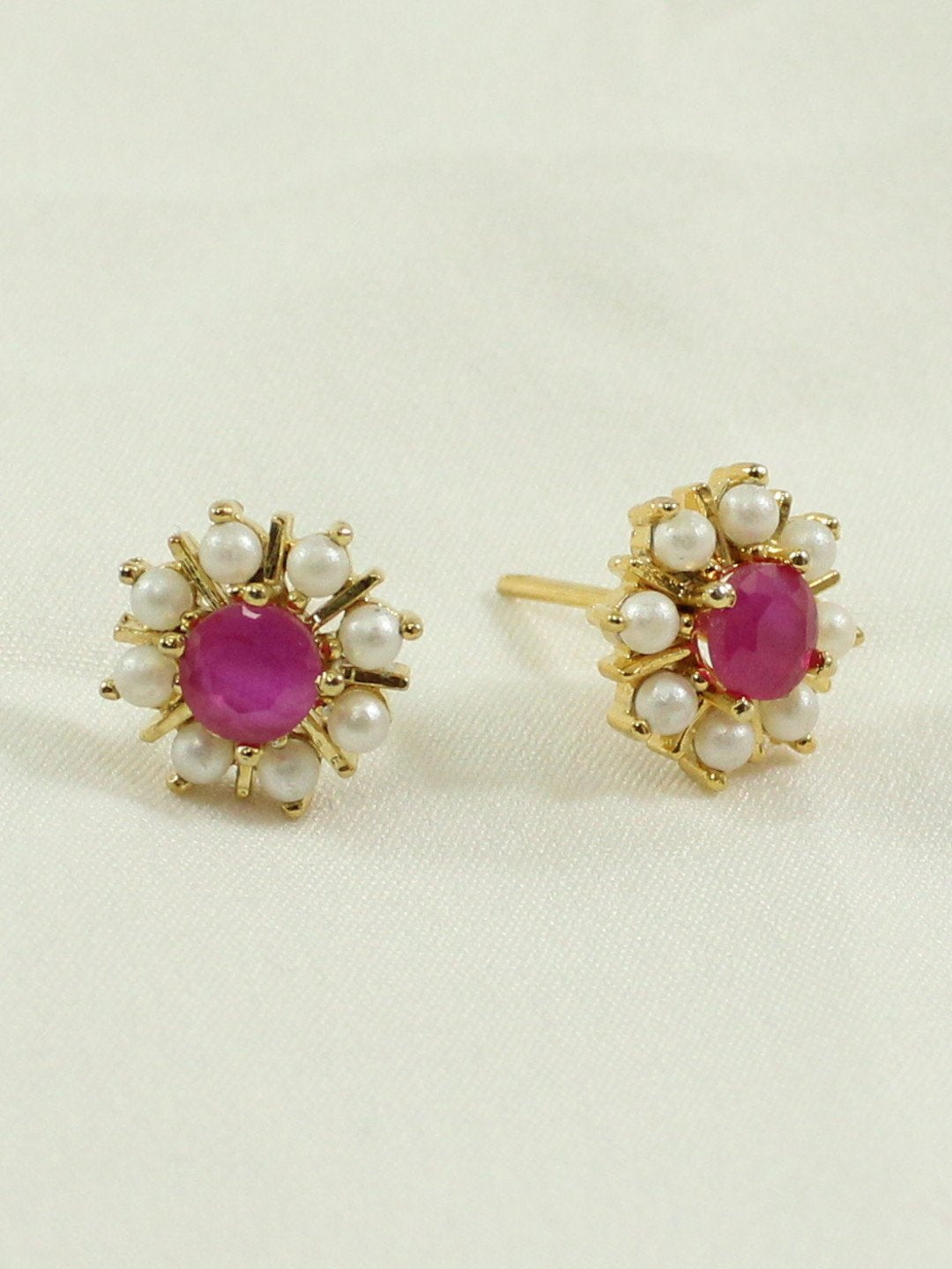 Pearlfect Redstone Pearls Traditional Earrings