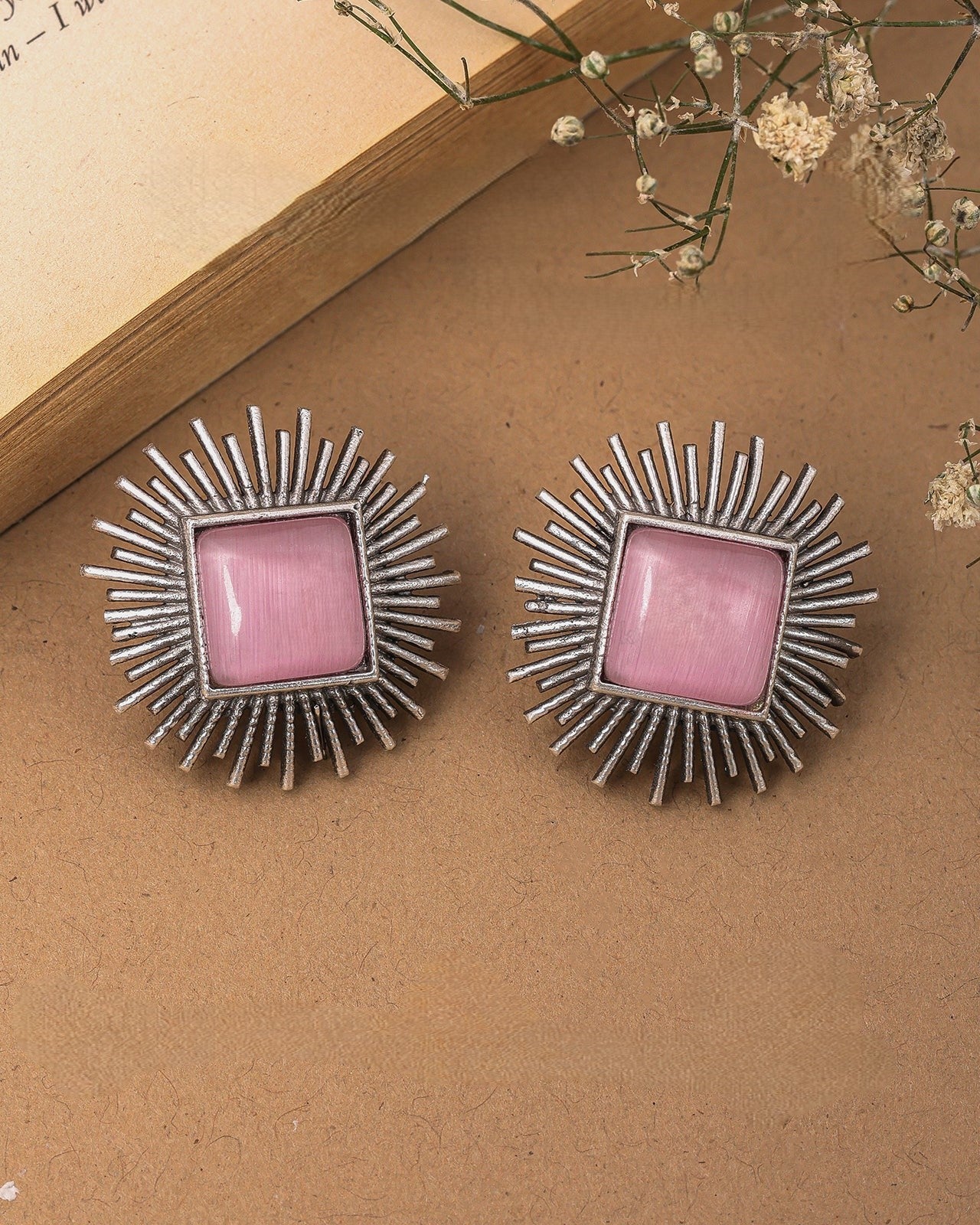 Pearlfect Sunny Studs Earrings