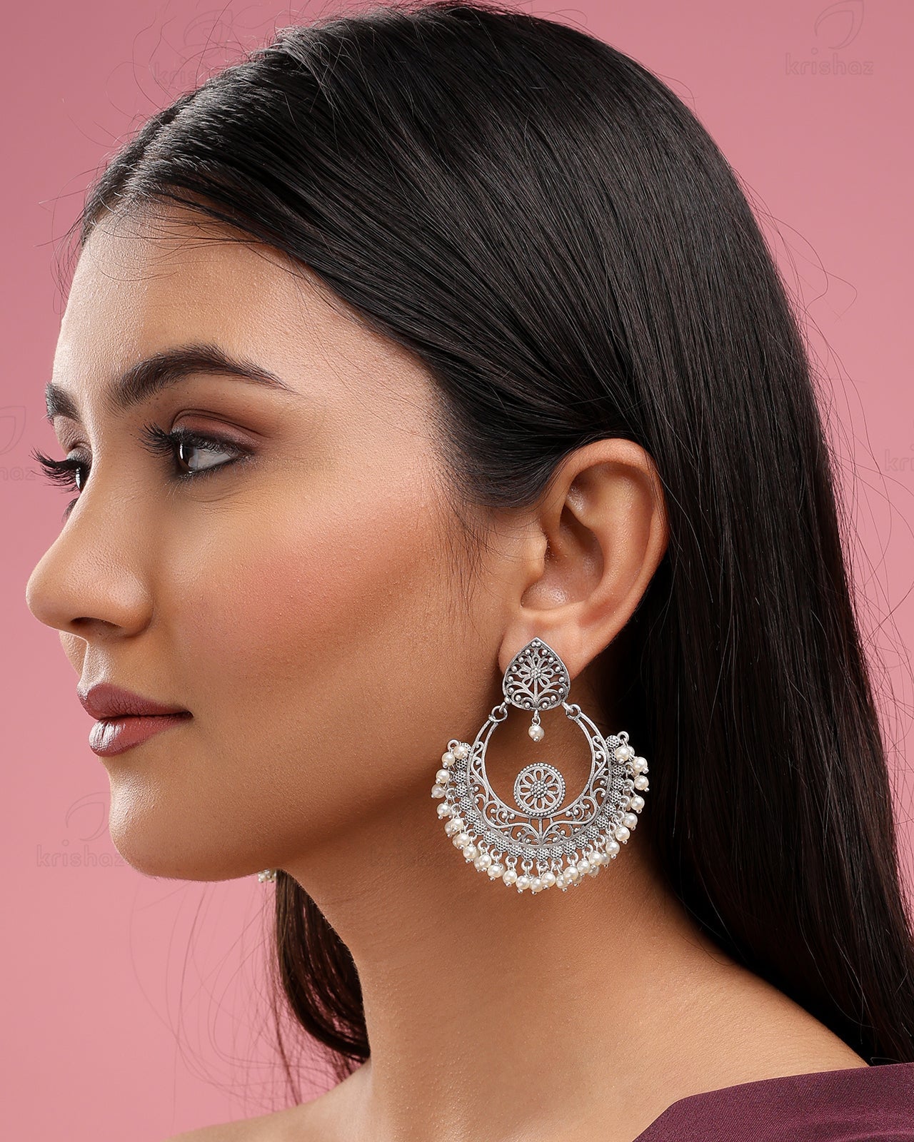 Pearlfect Nightshade Lamp Earrings