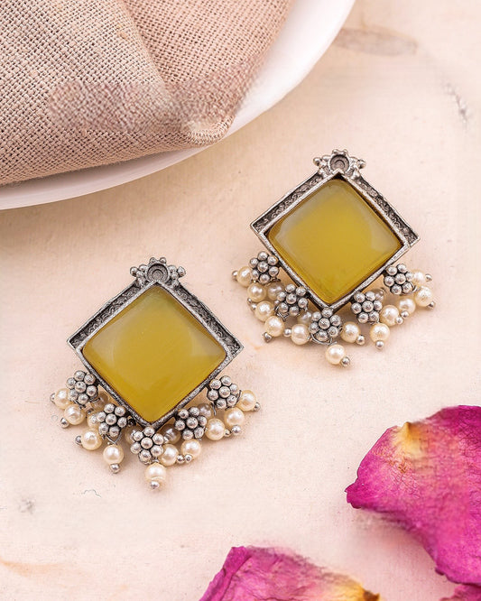 Pearlfect Square Elegance Studs