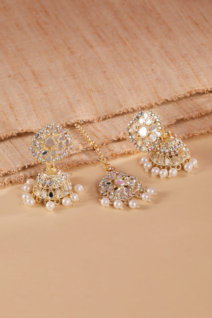 Pearlfect Chaand Taara Maang Teeka with Earrings