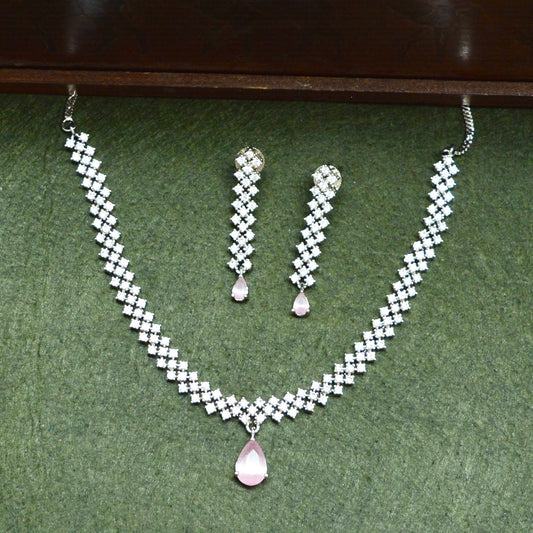 Pearlfect Sleek AD Necklace Set