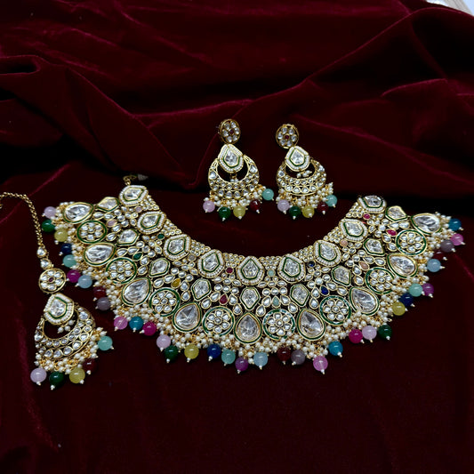 Pearlfect Exquisite Semi-Precious Kundan Set with Maang Teeka