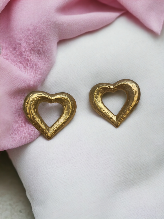 Pearlfect One Love Heart Earrings