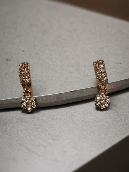 Pearlfect Flower Bali Earrings