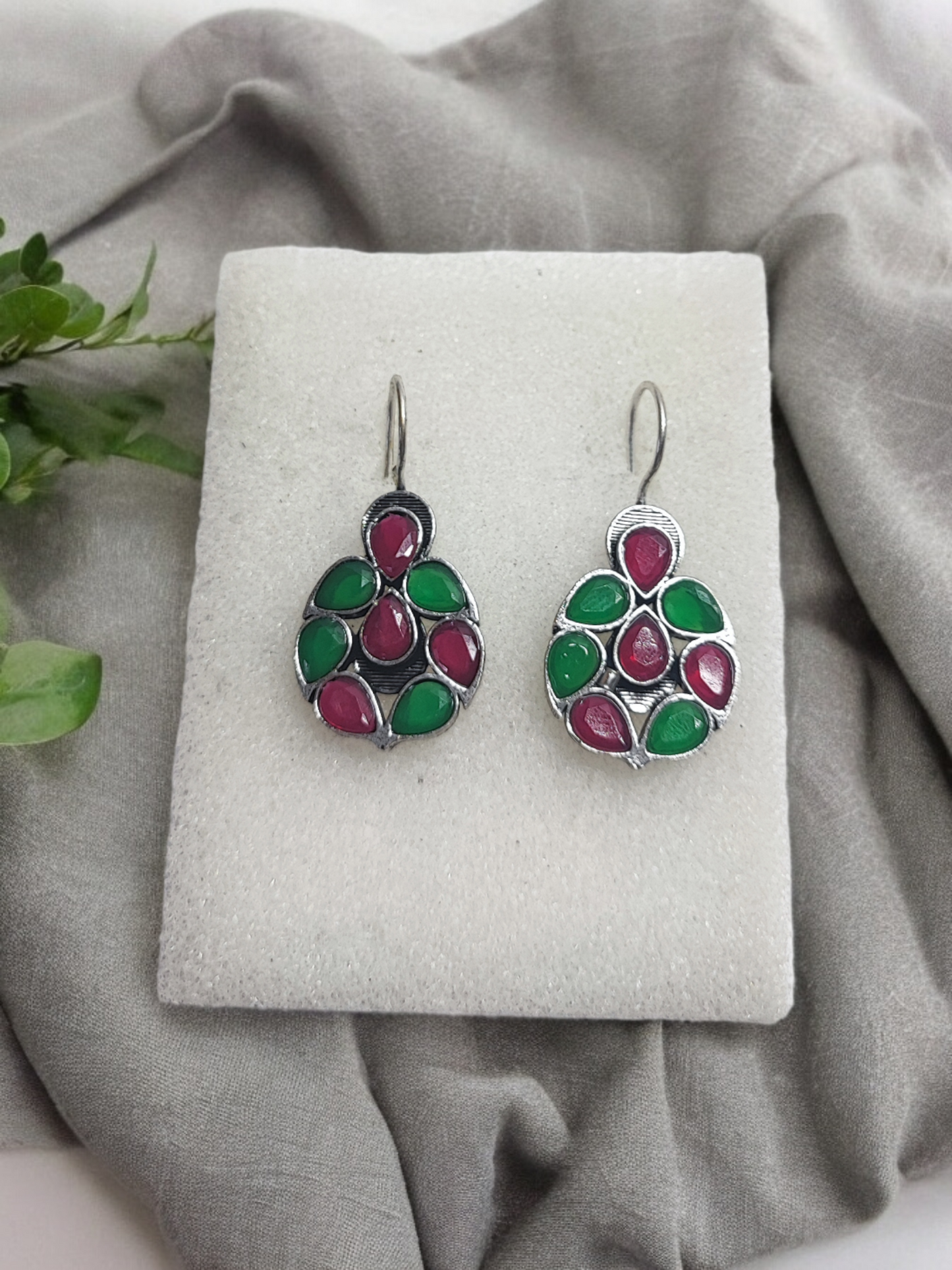Pearlfect Constellation Cluster Hook Jhumkis