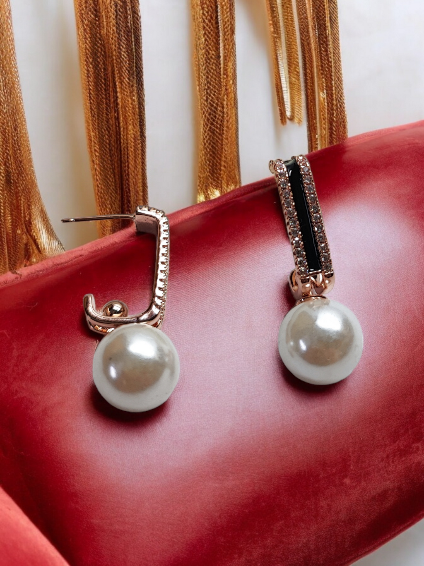 Pearlfect Sparkling Pearl & American Diamond Studs