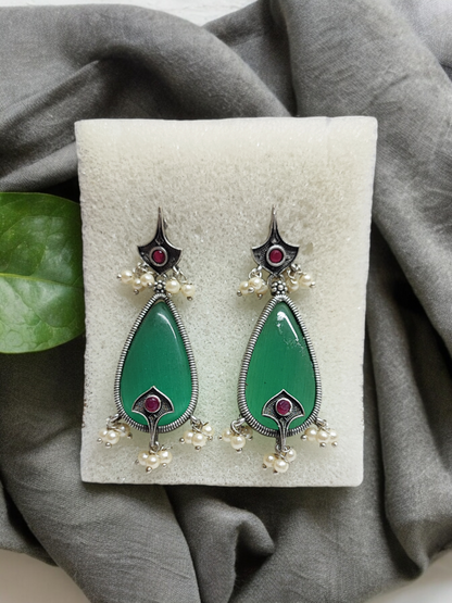 Pearlfect Teardrop Resin Earrings with Diya & Pearls