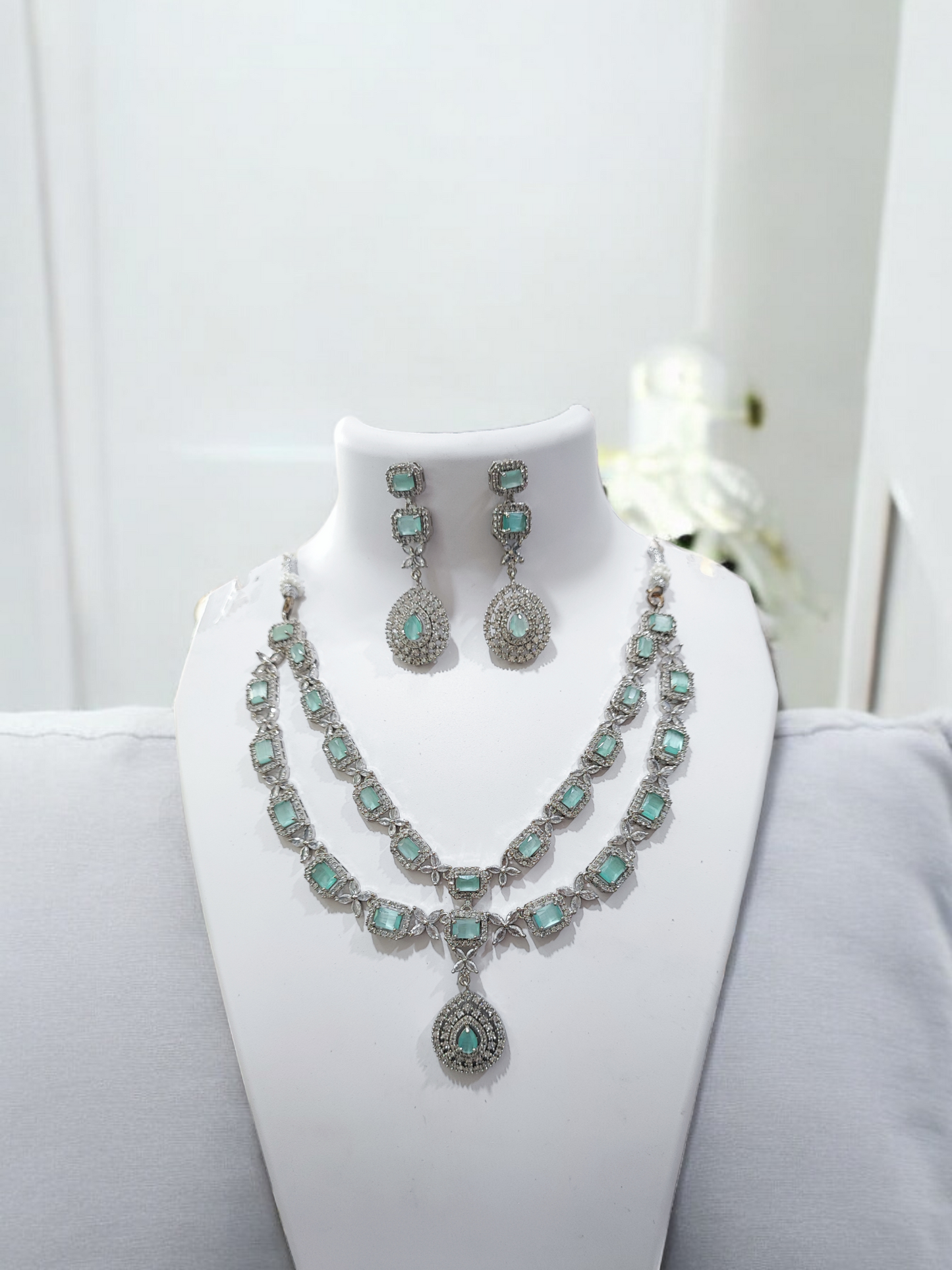 Pearlfect Frozen Flower Necklace Set