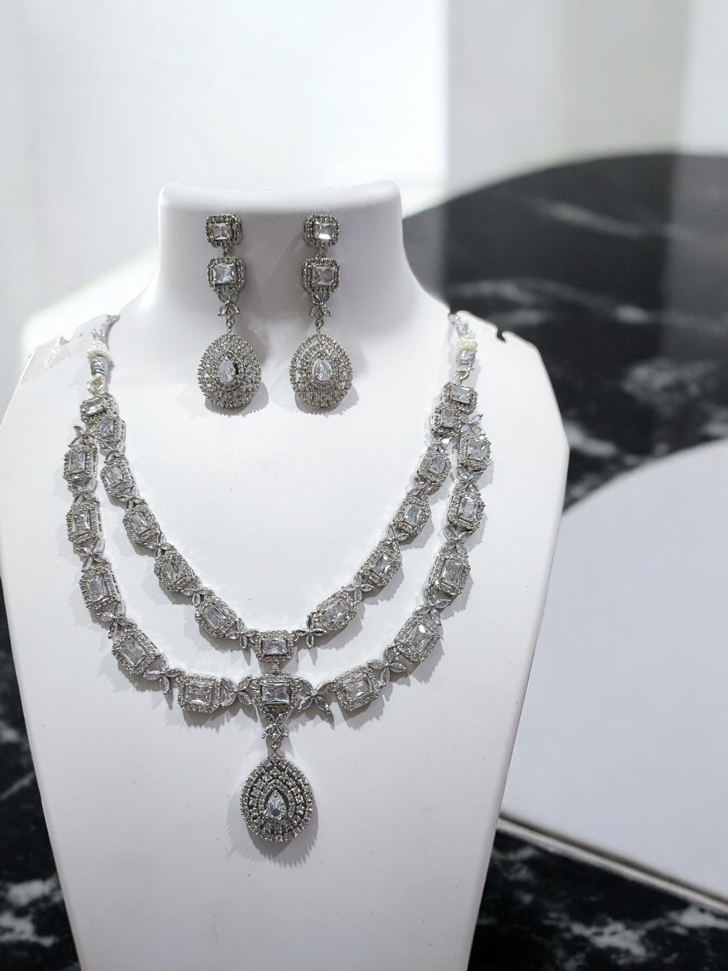 Pearlfect Frozen Flower Necklace Set
