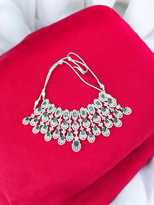 Pearlfect Kiara Advani Inspired Necklace Set with Maang Teeka