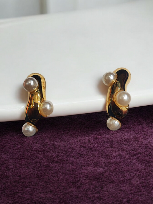 Pearlfect Embedded Pearls 18K Gold-Plated Earrings