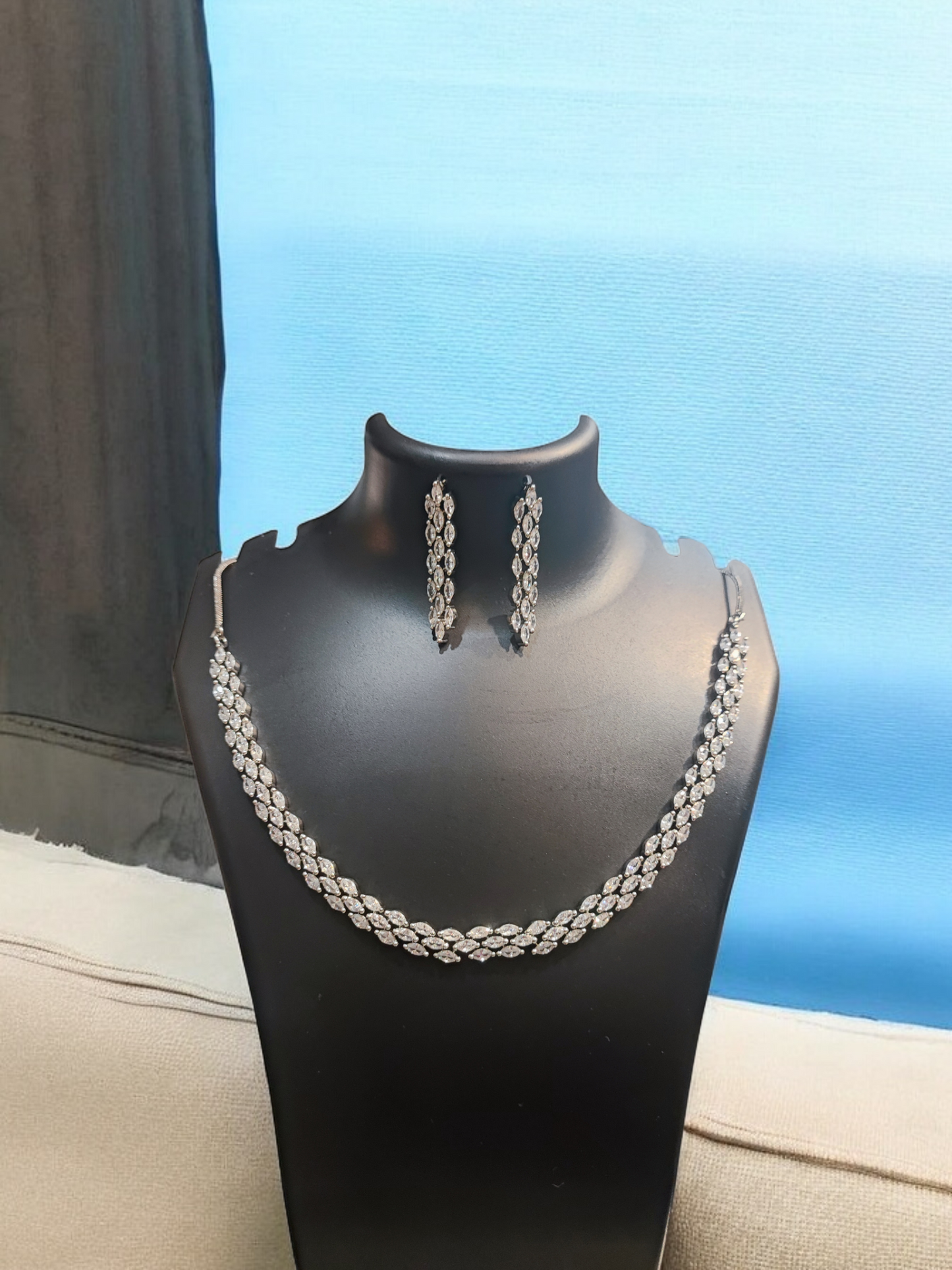 Pearlfect Minimalist AD Necklace Set