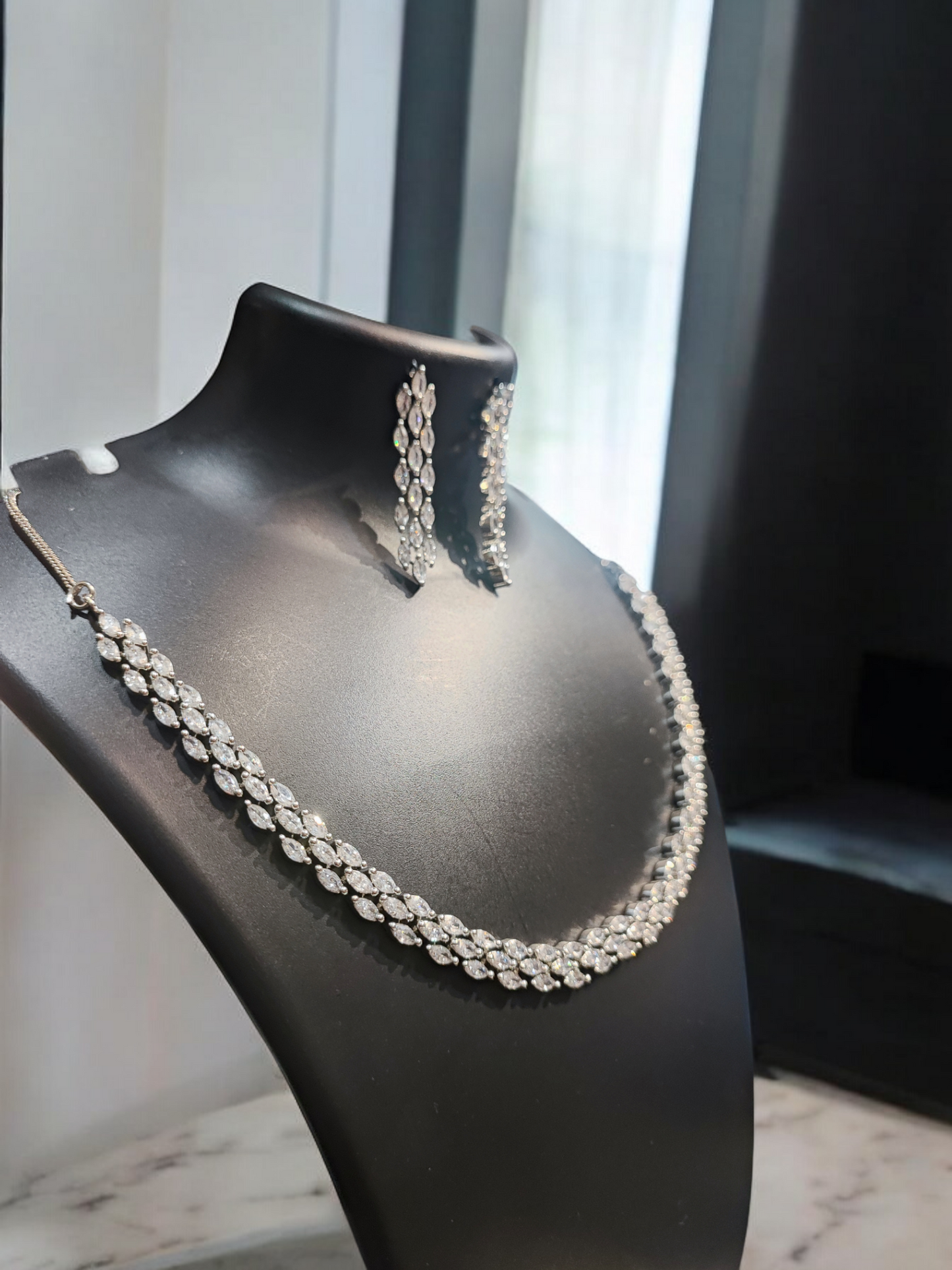 Pearlfect Minimalist AD Necklace Set