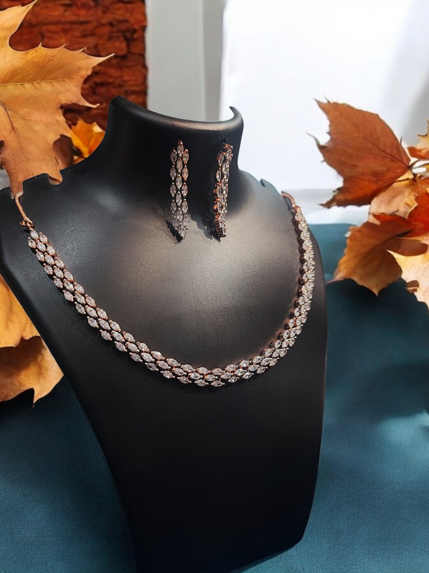 Pearlfect Minimalist AD Necklace Set