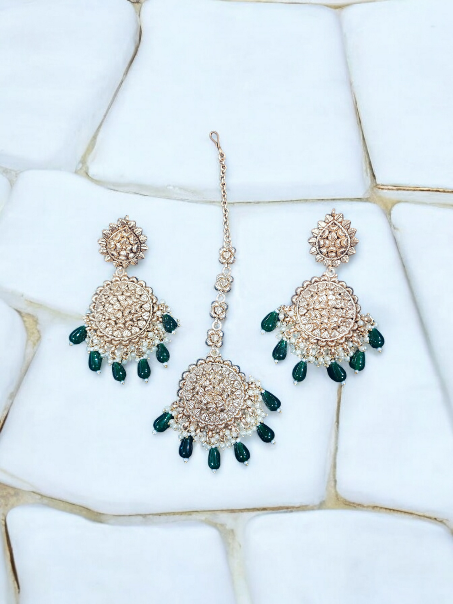 Pearlfect Matte Gold Statement Maker Necklace Set with Maang Teeka