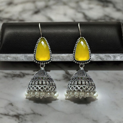 Pearlfect Glimmering Gemstone & Pearl Chandeliers