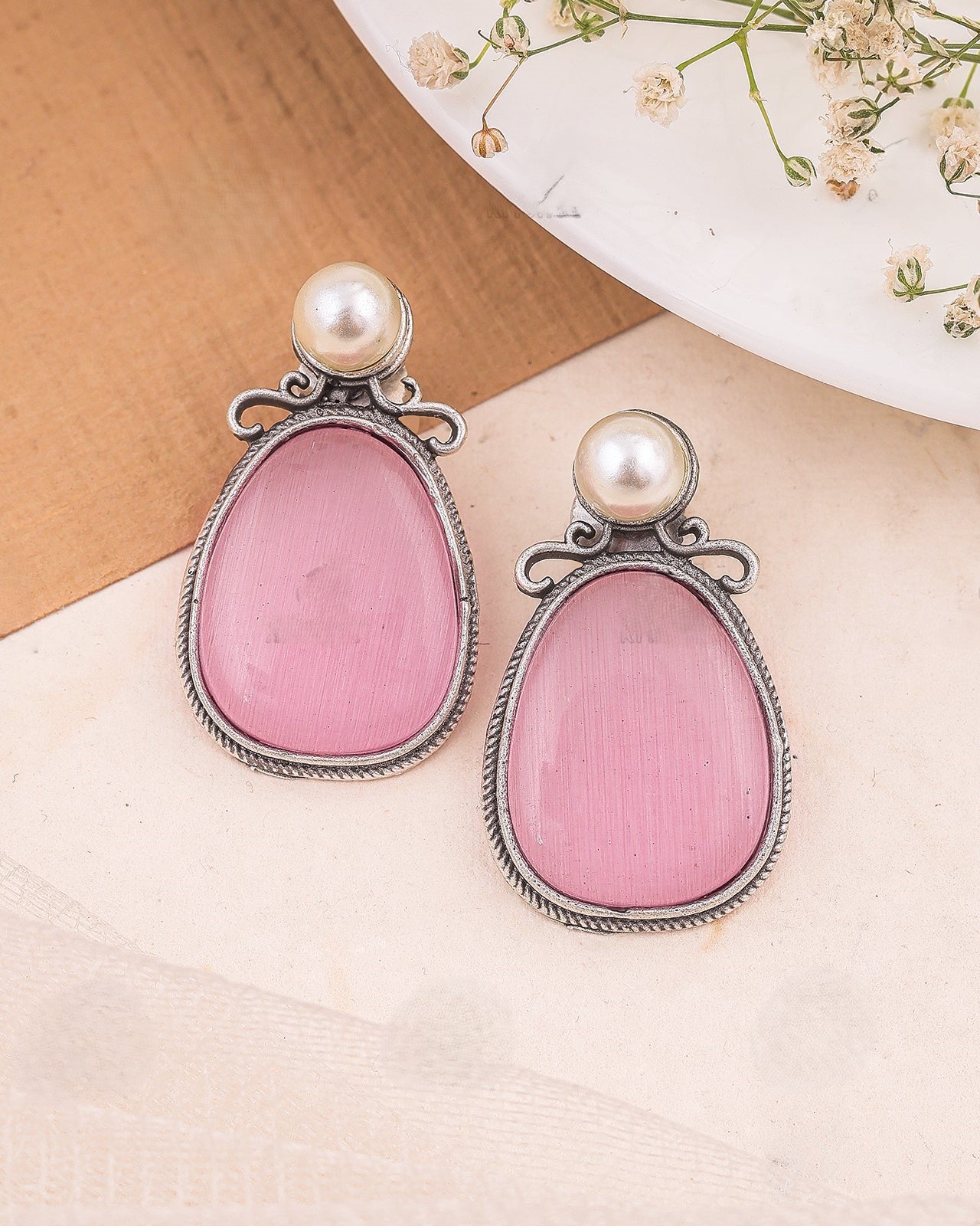 Pearlfect Mirror Pearl Earrings