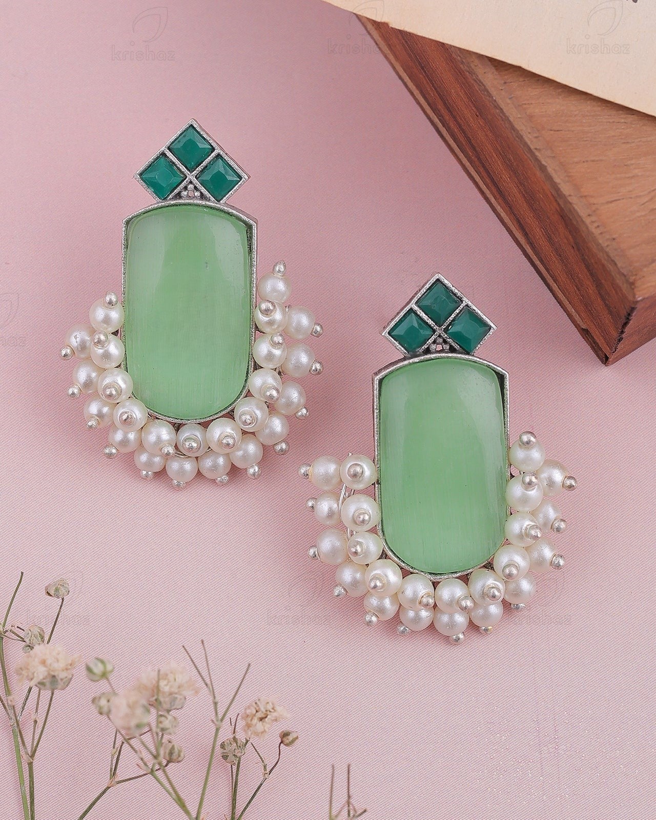 Pearlfect Semi-Precious Stone Mona Lisa Earrings with Pearls 