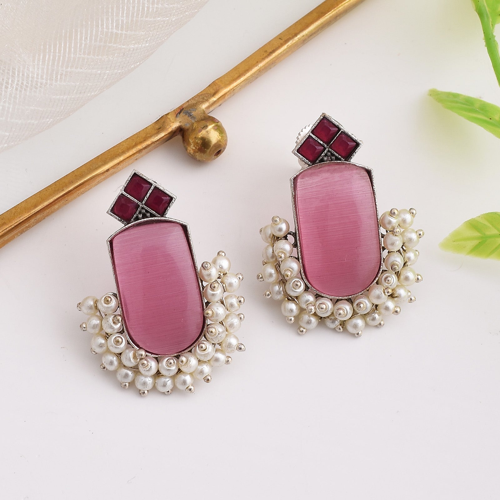 Pearlfect Semi-Precious Stone Mona Lisa Earrings with Pearls 